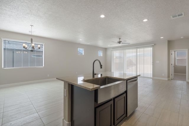 6945 Ava Road, Rio Rancho, NM 87144