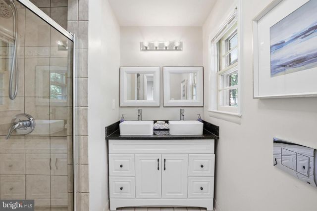 13218 LENFANT DR, Fort Washington, MD 20744