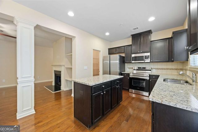 2296 Thackery Road, Snellville, GA 30078