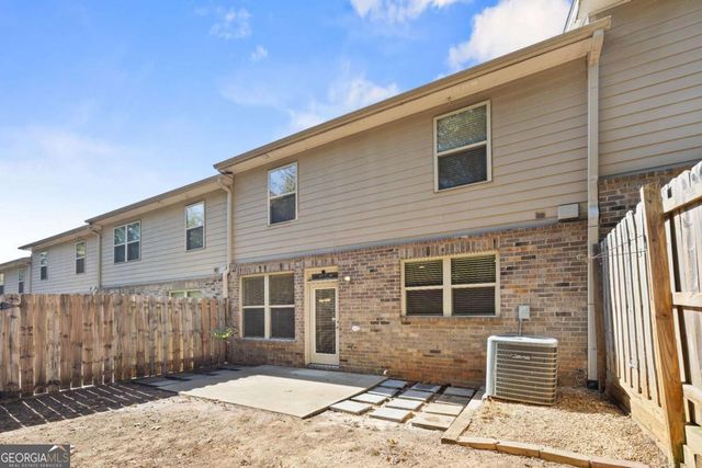 2296 Thackery Road, Snellville, GA 30078