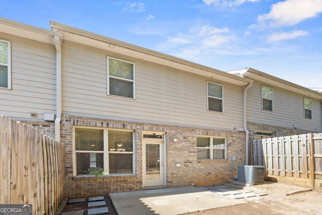 2296 Thackery Road, Snellville, GA 30078