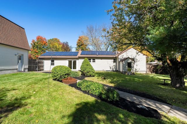 488 Elm St, Marlborough, MA 01752