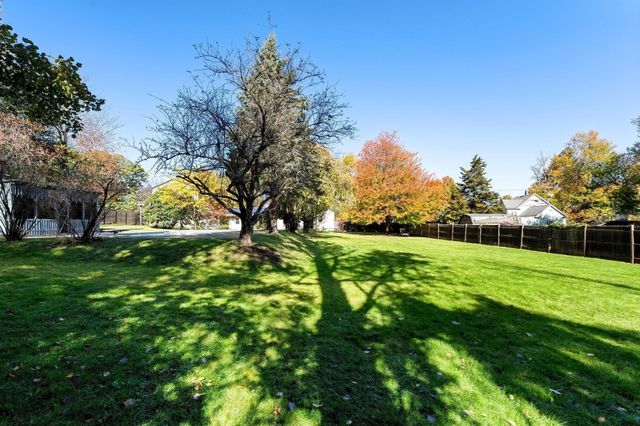 488 Elm St, Marlborough, MA 01752