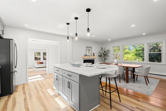 488 Elm St, Marlborough, MA 01752