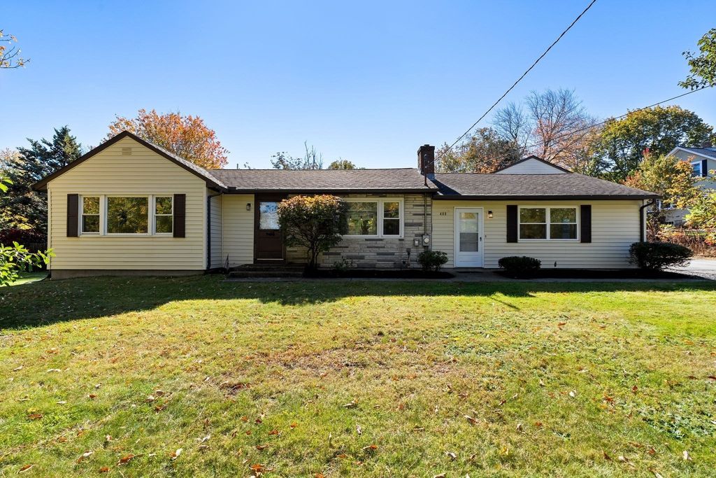 488 Elm St, Marlborough, MA 01752