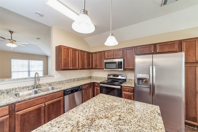 553 Old Mill Way, Prattville, AL 36067