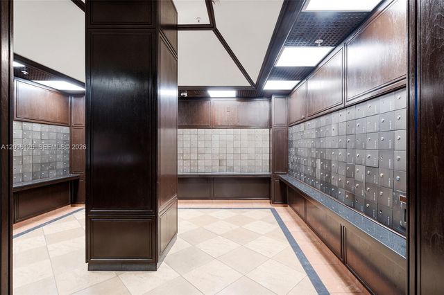 600 NE 36th St PH2, Miami, FL 33137