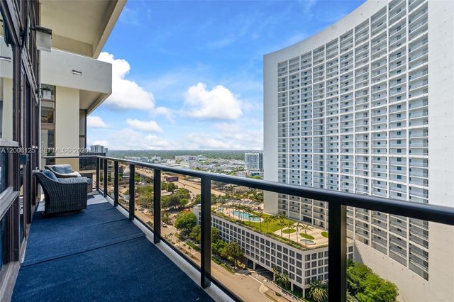 600 NE 36th St PH2, Miami, FL 33137