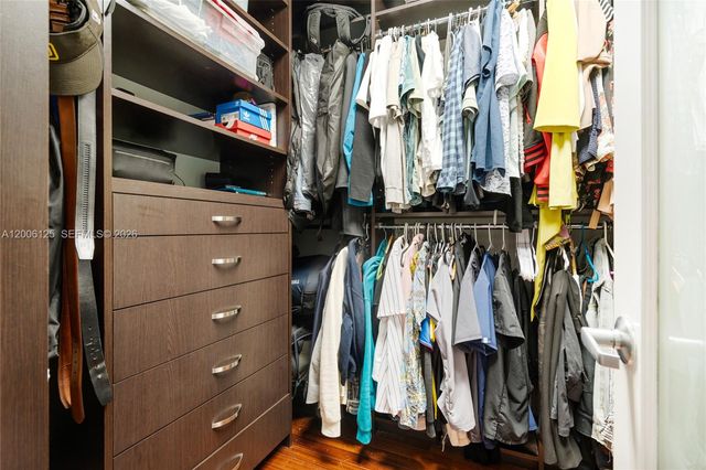 600 NE 36th St PH2, Miami, FL 33137