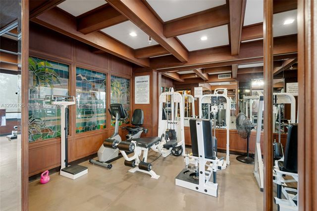 600 NE 36th St PH2, Miami, FL 33137