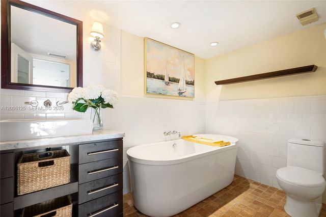 600 NE 36th St PH2, Miami, FL 33137