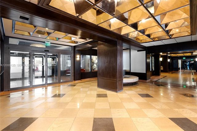 600 NE 36th St PH2, Miami, FL 33137