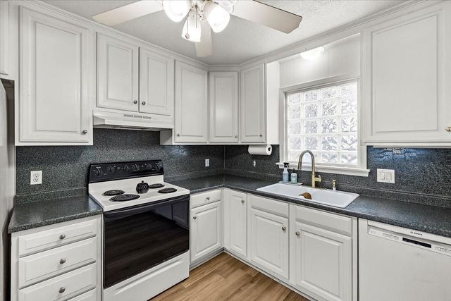 16721 Henry Morgan Road, Jamaica Beach, TX 77554