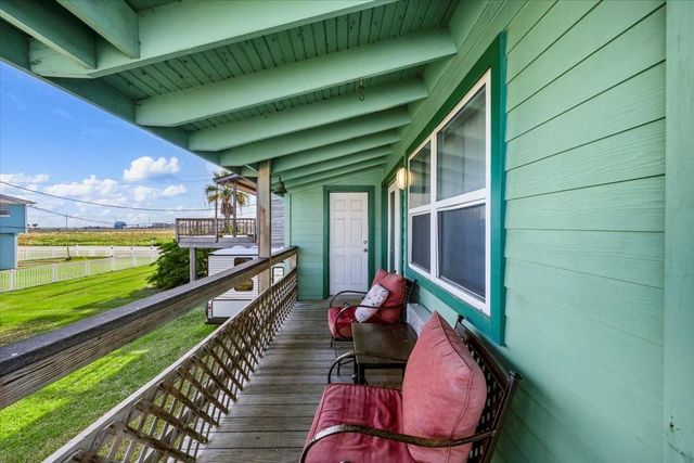 16721 Henry Morgan Road, Jamaica Beach, TX 77554