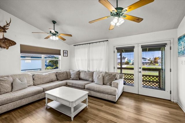 16721 Henry Morgan Road, Jamaica Beach, TX 77554