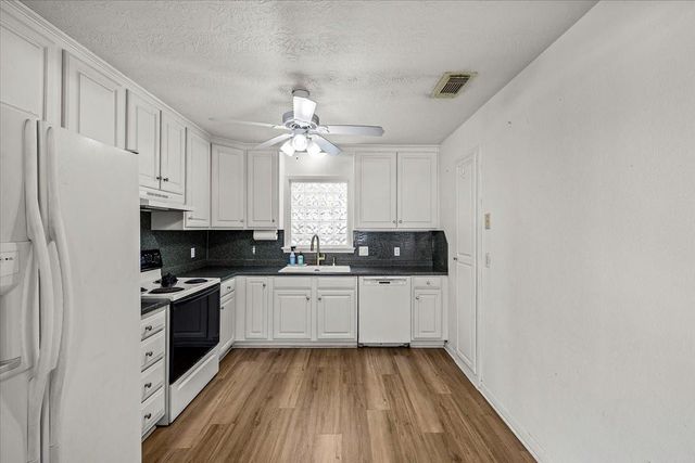 16721 Henry Morgan Road, Jamaica Beach, TX 77554