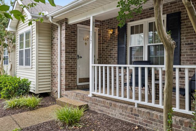 137 Pepper Ridge Cir, Antioch, TN 37013