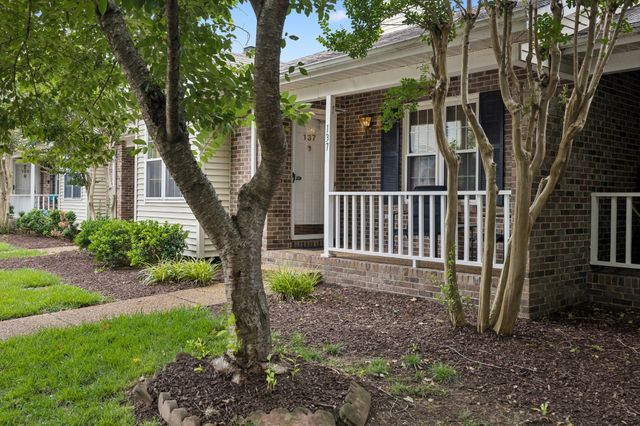 137 Pepper Ridge Cir, Antioch, TN 37013