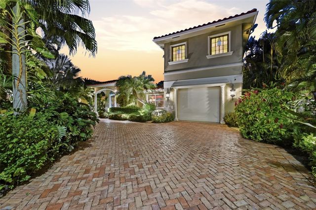 2525 NE 21st Court, Fort Lauderdale, FL 33305