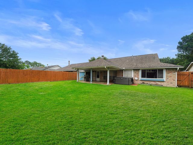 4314 Glen Avon Drive, Pasadena, TX 77505