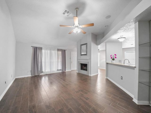 4314 Glen Avon Drive, Pasadena, TX 77505