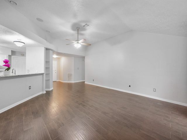 4314 Glen Avon Drive, Pasadena, TX 77505