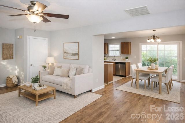 10631 Coulport Lane, Charlotte, NC 28215
