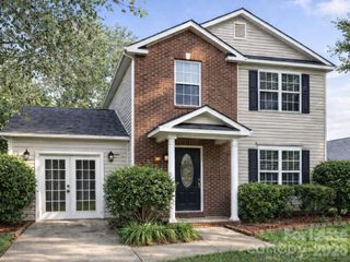 10631 Coulport Lane, Charlotte, NC 28215