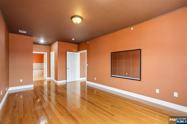 411-419 Chestnut 3 B, Newark, NJ 07105