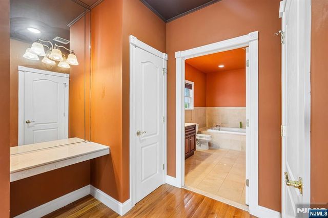 411-419 Chestnut 3 B, Newark, NJ 07105