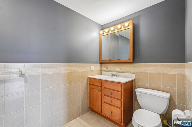 411-419 Chestnut 3 B, Newark, NJ 07105