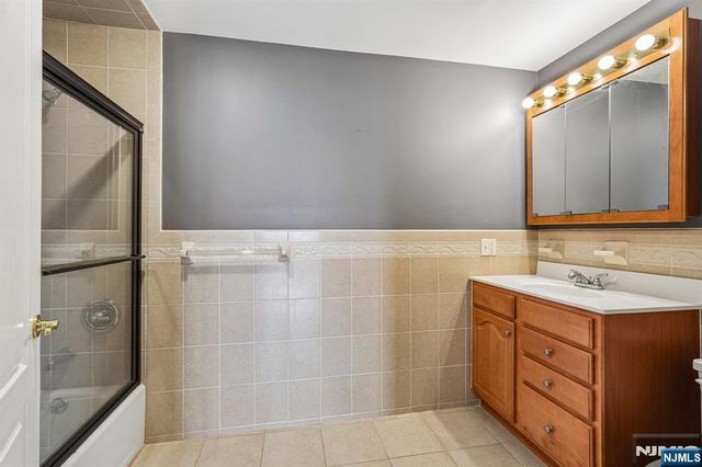 411-419 Chestnut 3 B, Newark, NJ 07105