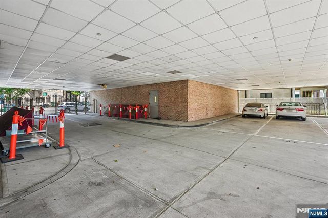 411-419 Chestnut 3 B, Newark, NJ 07105