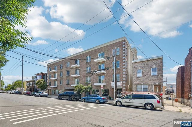 411-419 Chestnut 3 B, Newark, NJ 07105
