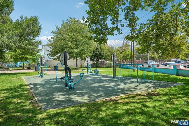 411-419 Chestnut 3 B, Newark, NJ 07105