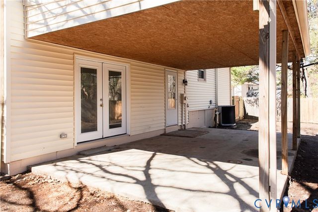 2105 Anderson St, Petersburg, VA 23805