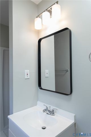 2105 Anderson St, Petersburg, VA 23805