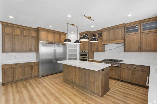 728 E MOUNTAIN RD, North Ogden, UT 84414