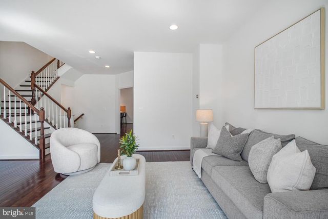 6262 CASDIN DR, Alexandria, VA 22310