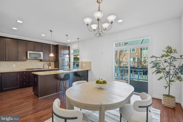 6262 CASDIN DR, Alexandria, VA 22310