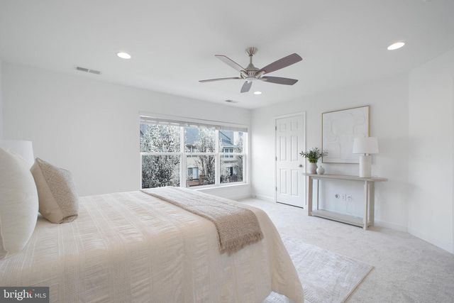 6262 CASDIN DR, Alexandria, VA 22310