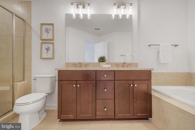 6262 CASDIN DR, Alexandria, VA 22310