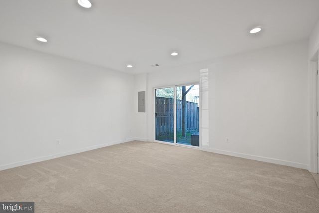 6262 CASDIN DR, Alexandria, VA 22310