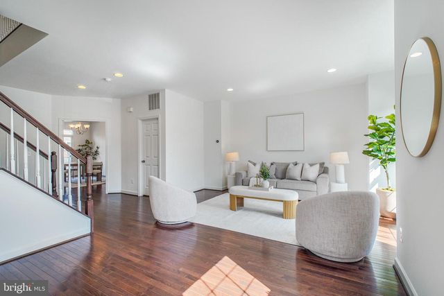 6262 CASDIN DR, Alexandria, VA 22310