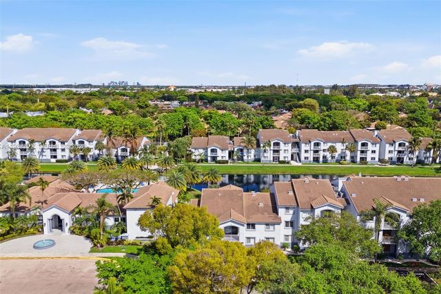 2640 S University Dr 230, Davie, FL 33328