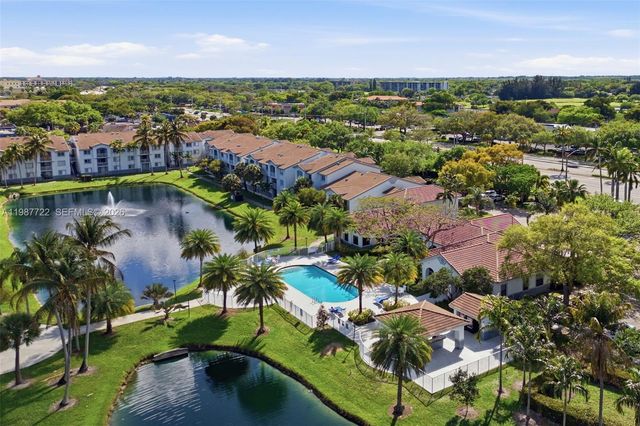 2640 S University Dr 230, Davie, FL 33328