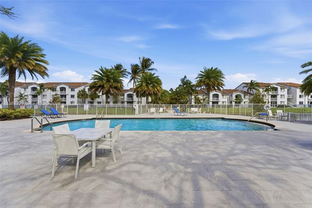 2640 S University Dr 230, Davie, FL 33328