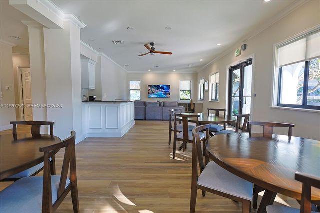 2640 S University Dr 230, Davie, FL 33328