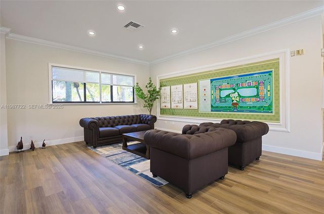 2640 S University Dr 230, Davie, FL 33328