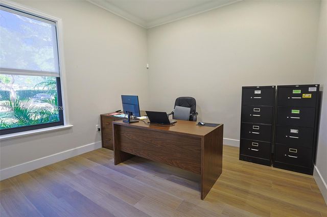 2640 S University Dr 230, Davie, FL 33328